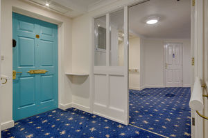 Flat Entrance- click for photo gallery